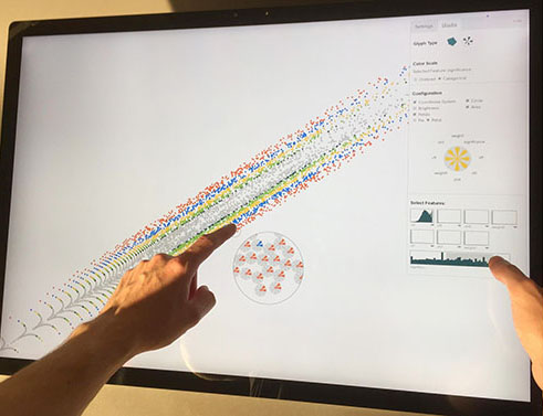 Exploring Big Data Landscapes with a Glyph-based Zoomable User Interface